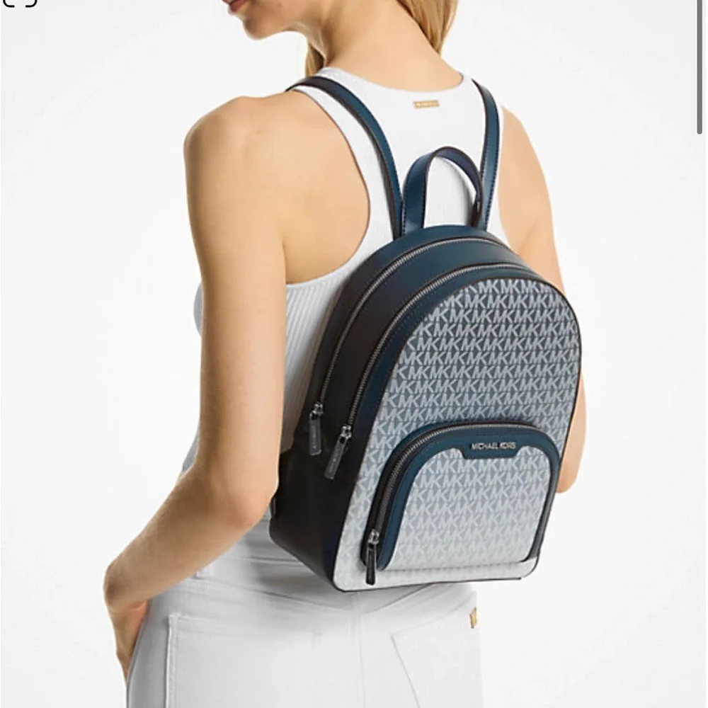 Michael Kors Jaycee Medium Ombré Signature Logo Backpack Navy  NWT